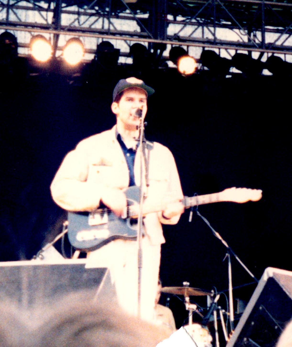Imagem de referência de Lloyd Cole and the Commotions, descrito nos dados abertos como banda britânica de rock/pop