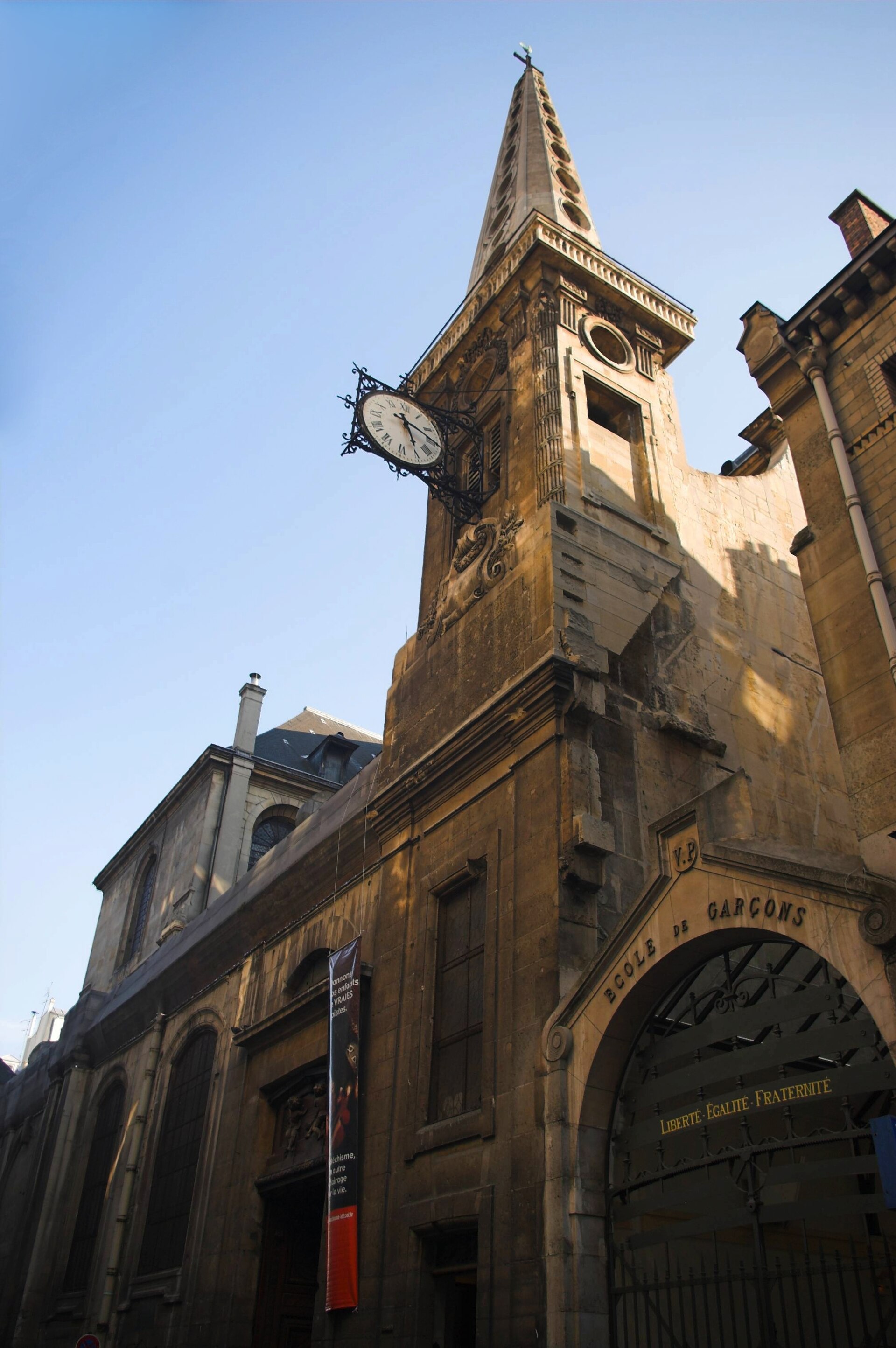 Imagem de referência de Saint-Louis en l'Île, descrito nos dados abertos como igreja localizada em Paris, na França