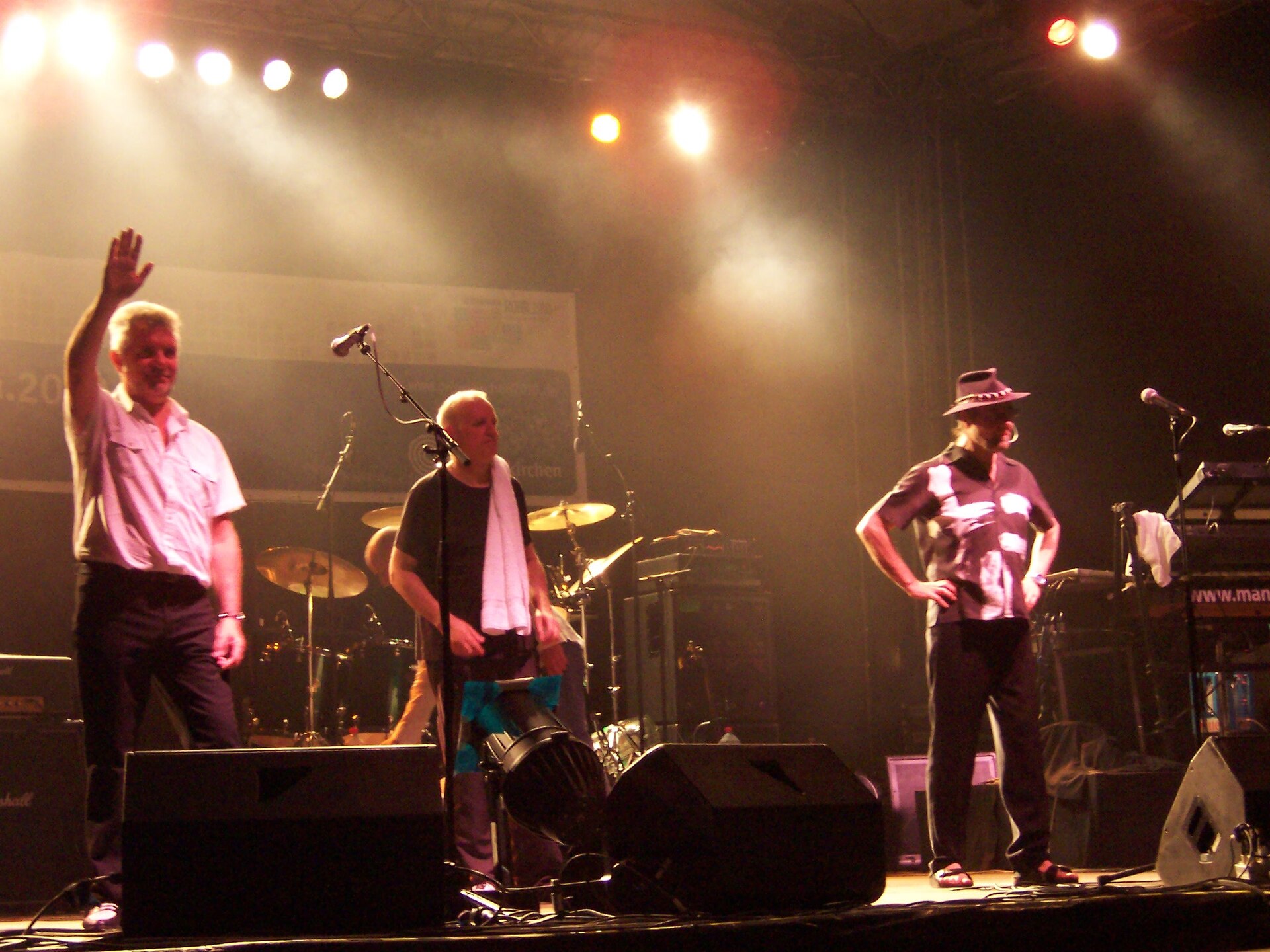 Imagem de referência de Manfred Mann's Earth Band, descrito nos dados abertos como grupo de rock progressivo-jazz fusion