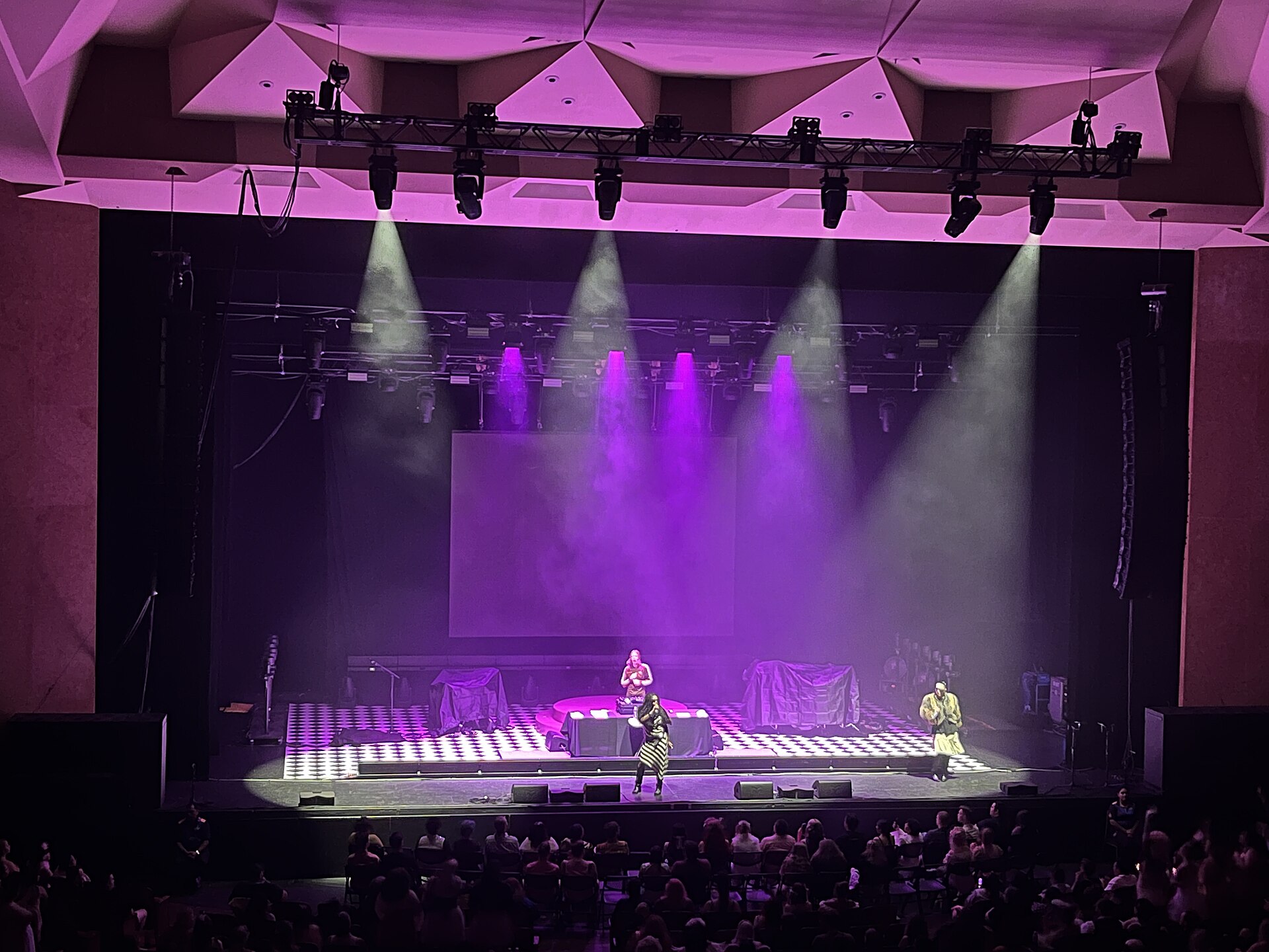 Imagem de referência de The Princess of Power Tour, descrito nos dados abertos como turnê de Marina de 2025–26