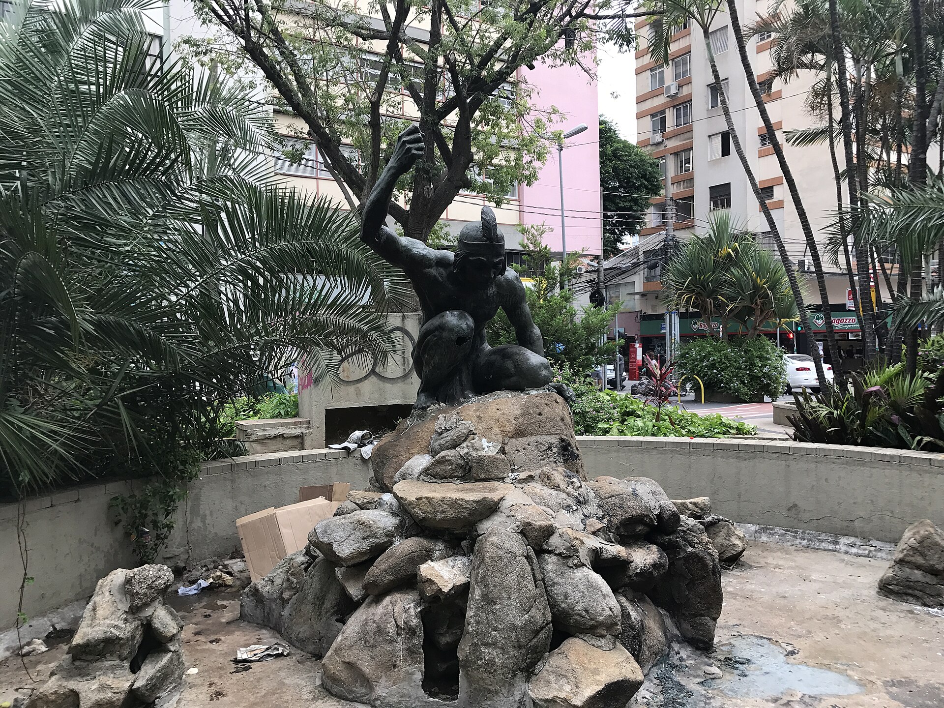 Imagem de referência de Índio pescador, descrito nos dados abertos como monumento em São Paulo