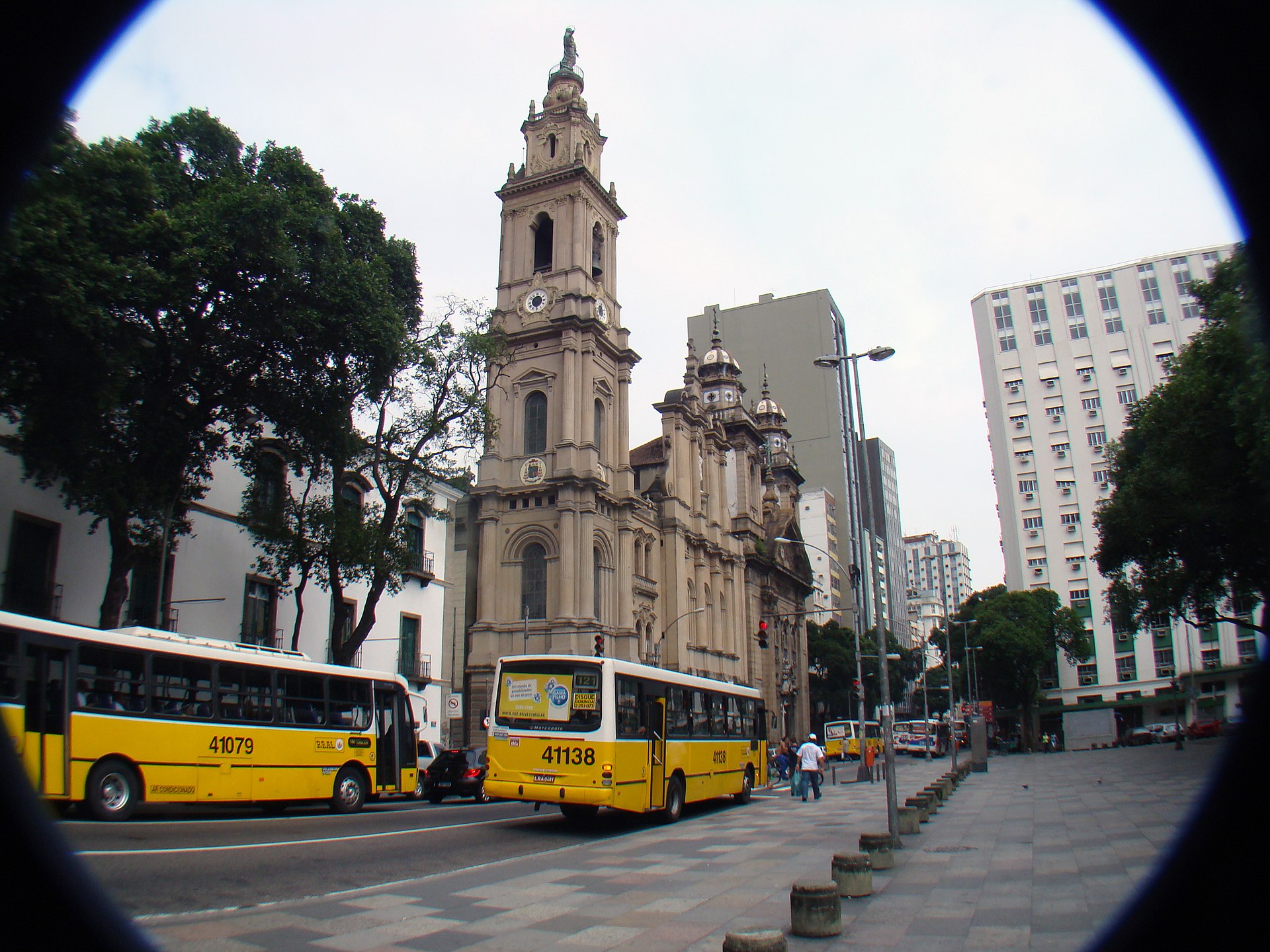 Imagem de referência de Talha em madeira - Catedral Metropolitana de Nossa Senhora da Conceição, descrito nos dados abertos como desenho de Fúlvia Gonçalves (FG 51)