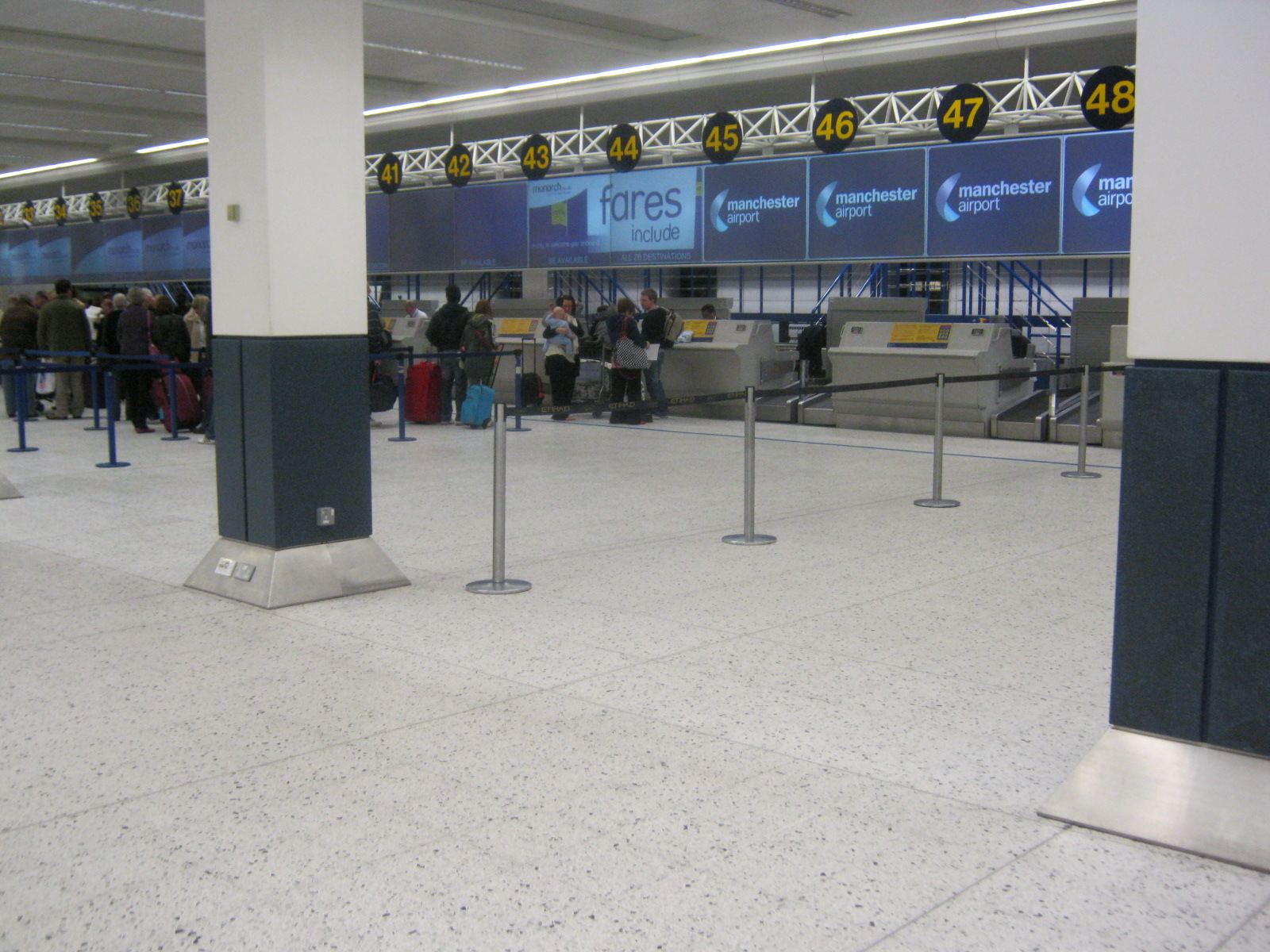 Imagem de referência de Aeroporto de Manchester, descrito nos dados abertos como aeroporto do Reino Unido