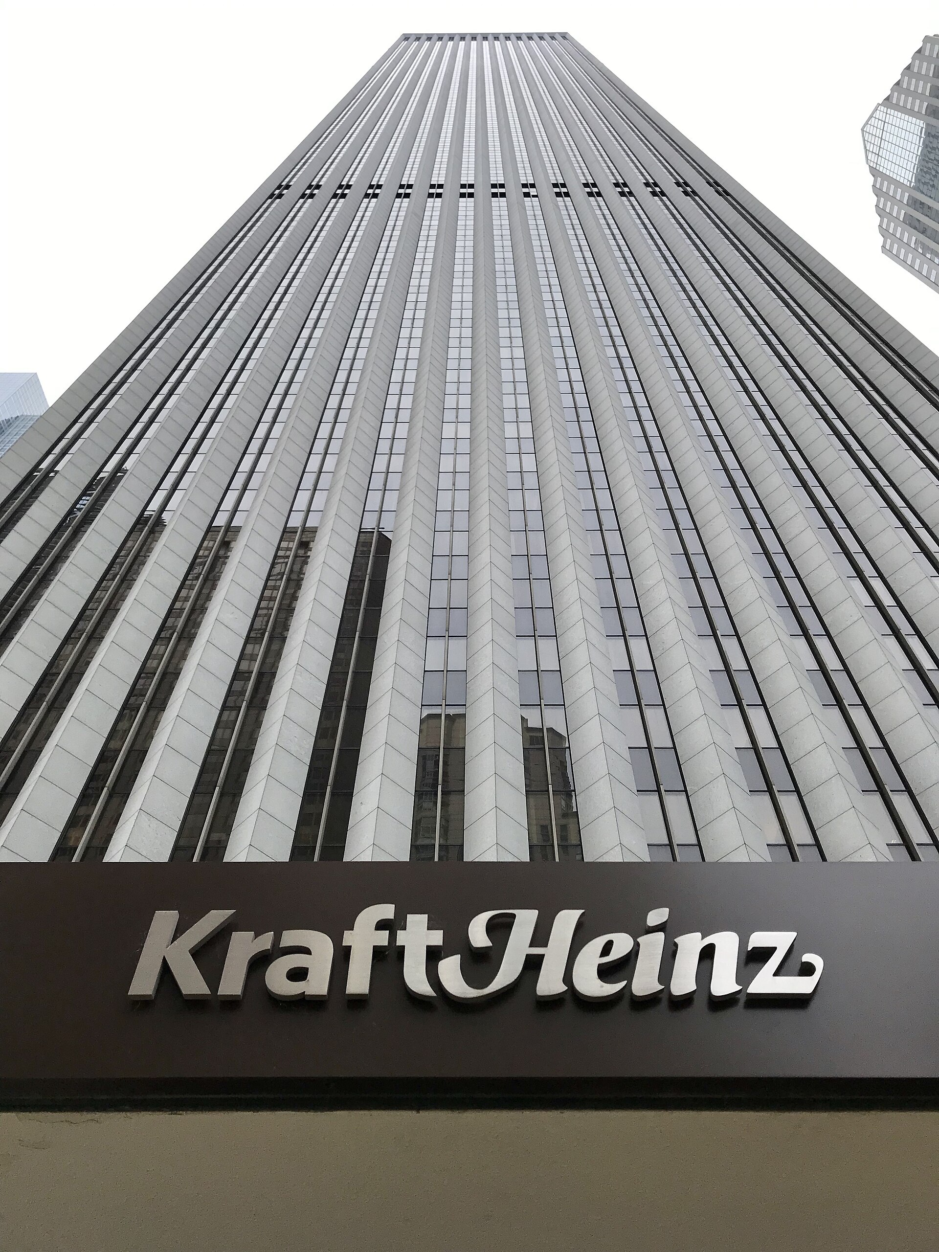 Imagem de referência relacionada a Kraft Heinz Company, item descrito como empresa multinacional de alimentos dos Estados Unidos