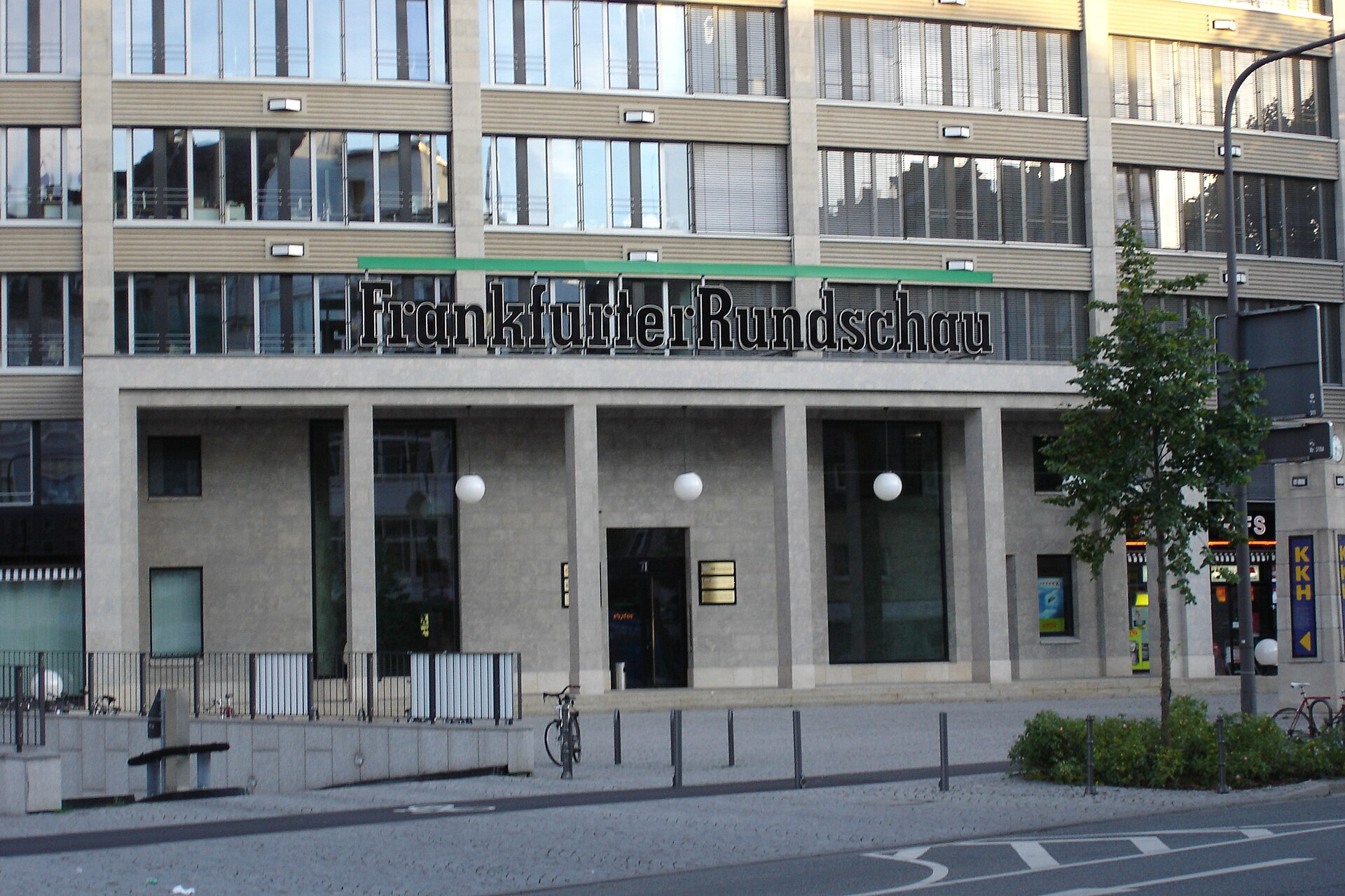 Imagem de referência relacionada a Frankfurter Rundschau, item descrito como registro de referência sobre Frankfurter Rundschau, organizado a partir de dados estruturados abertos