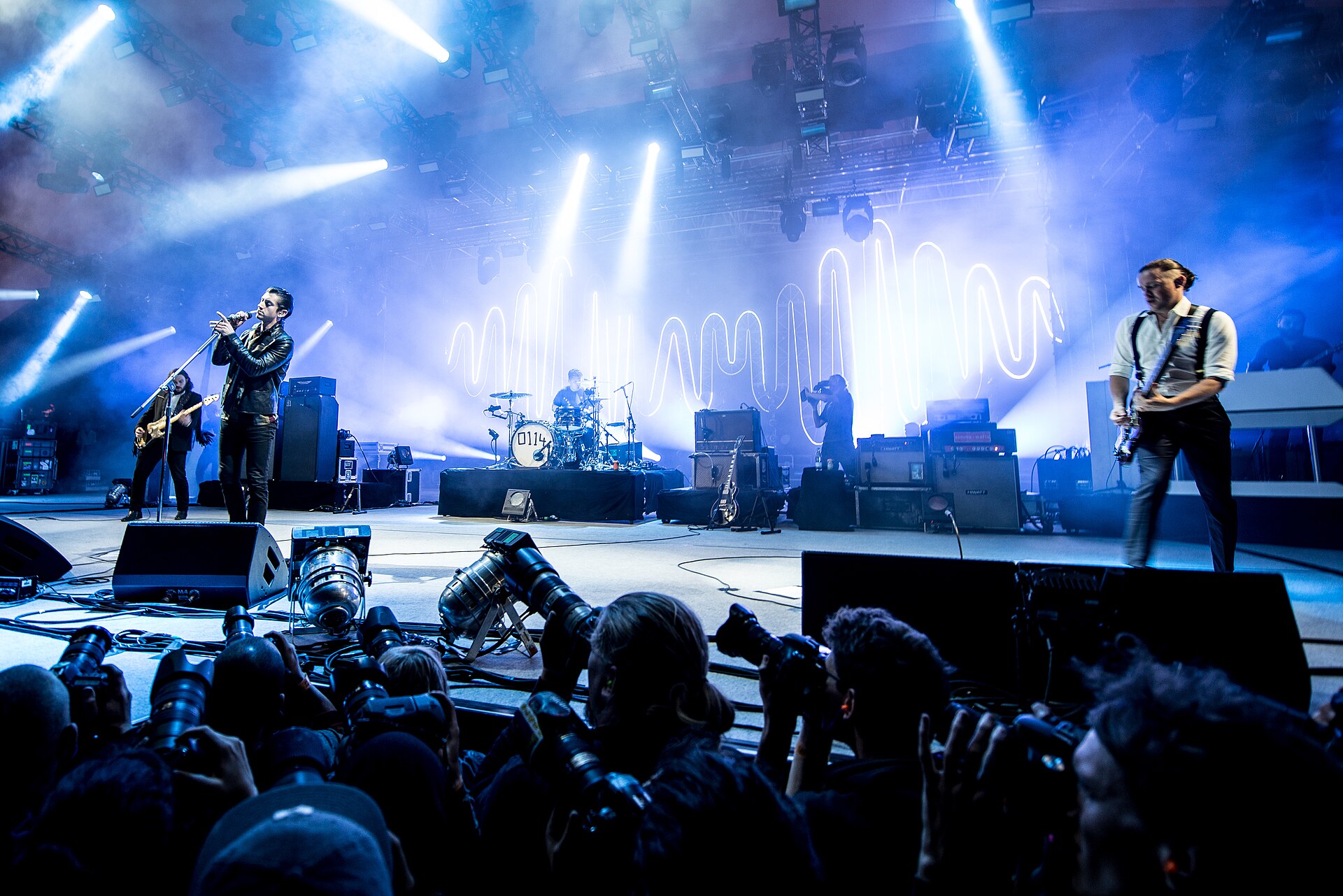 Imagem de referência de Arctic Monkeys, descrito nos dados abertos como banda britânica