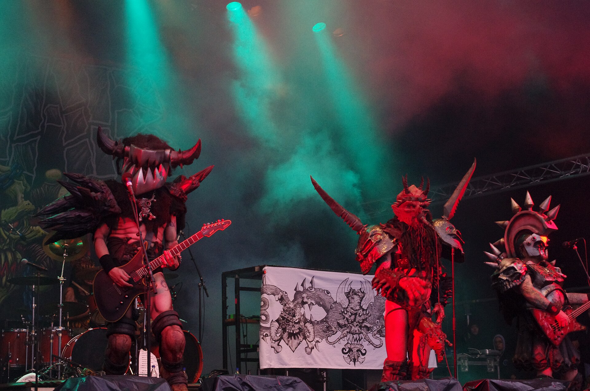 Imagem de referência de Gwar, descrito nos dados abertos como banda de thrash metal norte-americana