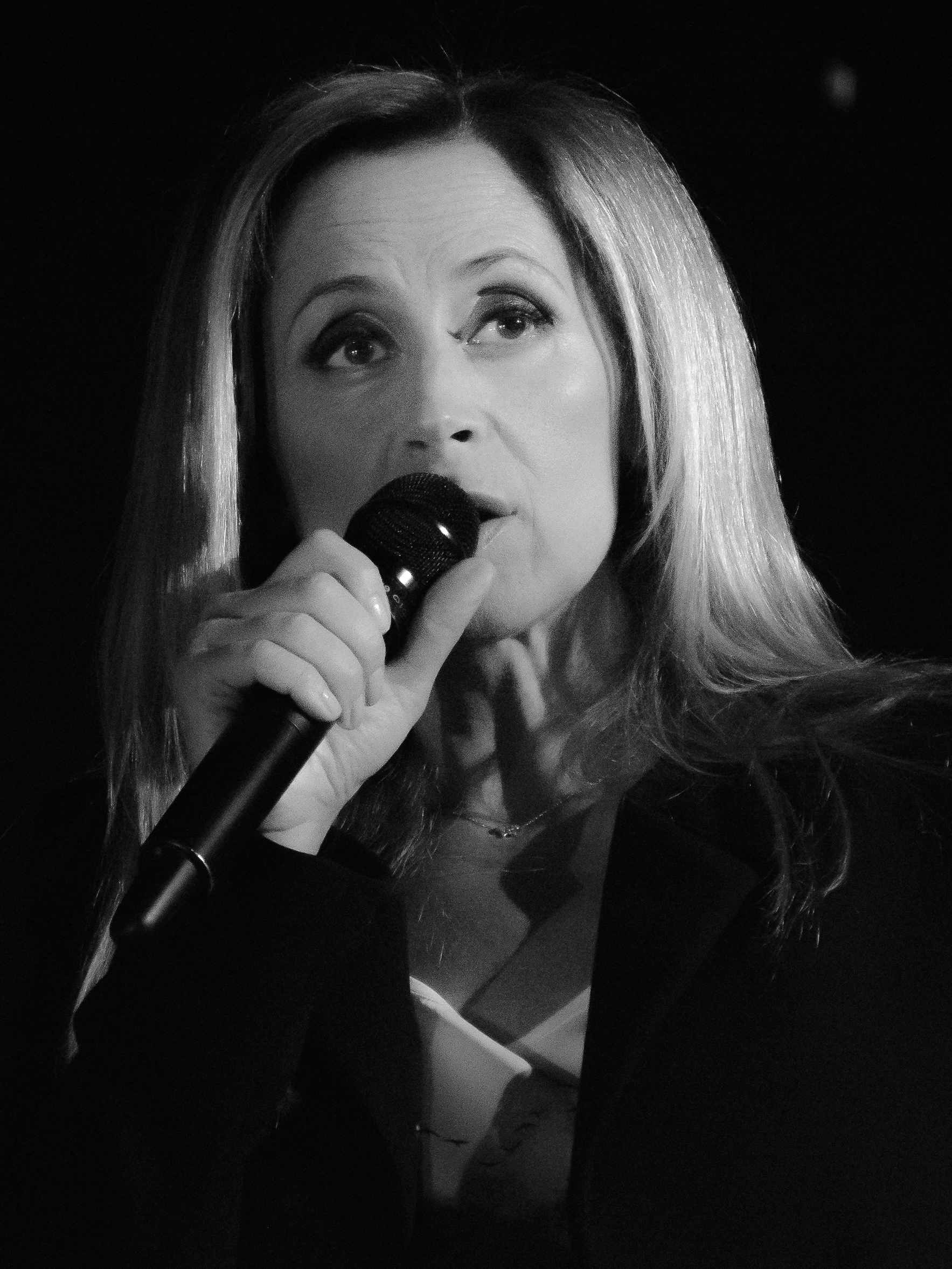 Imagem de referência de Lara Fabian, descrito nos dados abertos como cantora belga/italiana