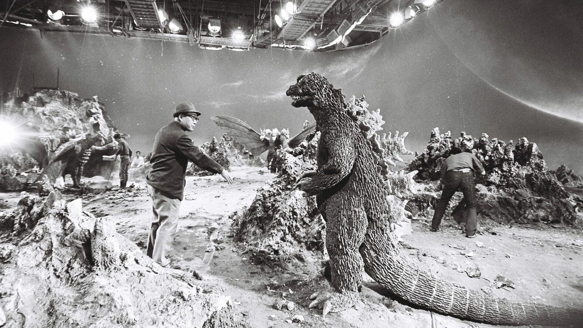 Imagem de referência de Kaijū Daisensō, descrito nos dados abertos como filme de 1965 dirigido por Ishirō Honda