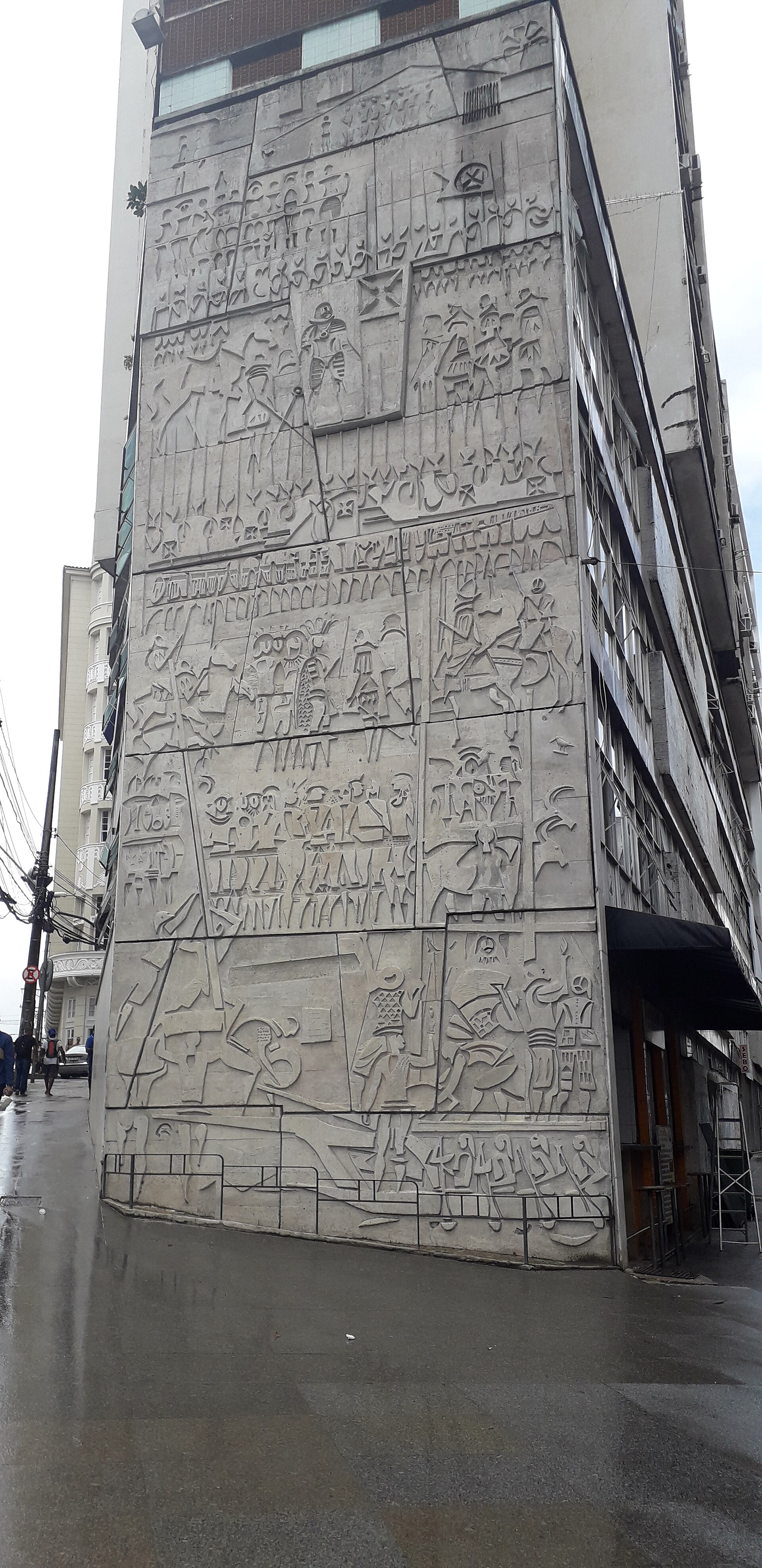 Imagem de referência de Murais e Painéis artísticos de autoria do artista Carybé, descrito nos dados abertos como bens culturais tombados em Salvador, município do estado brasileiro da Bahia