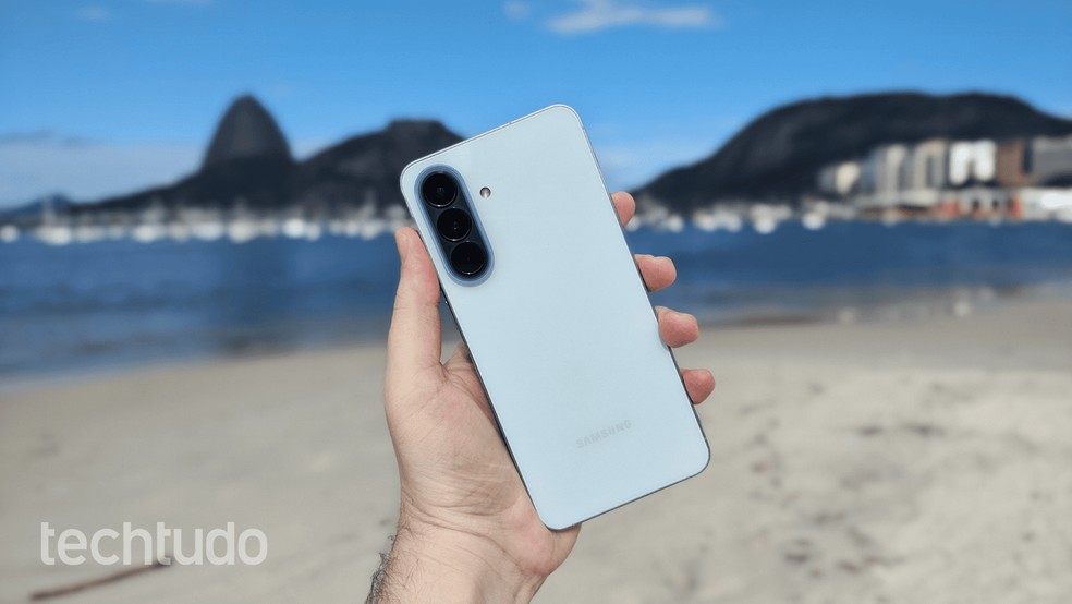 7 celulares surpreendentes que vão te fazer repensar a compra de um iPhone