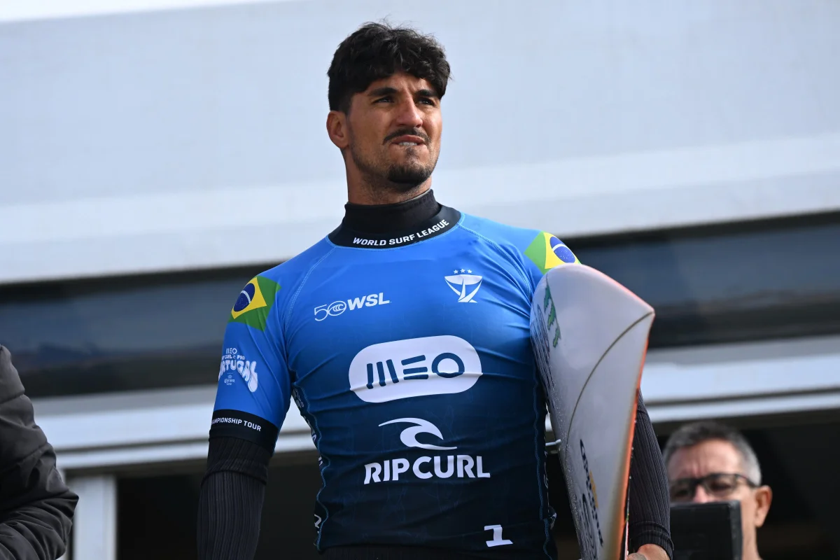 Foto colorida de Gabriel Medina - Metrópoles