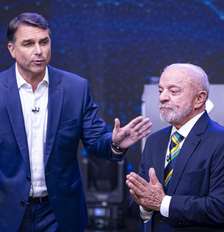Flávio Bolsonaro e Lula disputam o segundo turno da eleição presidencial Foto: BRUNO MOTTA/ENQUADRAR / Estadão