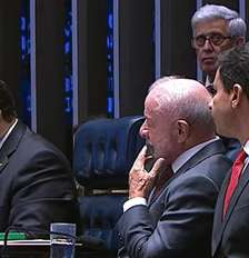 Congresso promulga fim da escala 6x1 em sessão com Lula Foto: Reprodução/Youtube/Senado