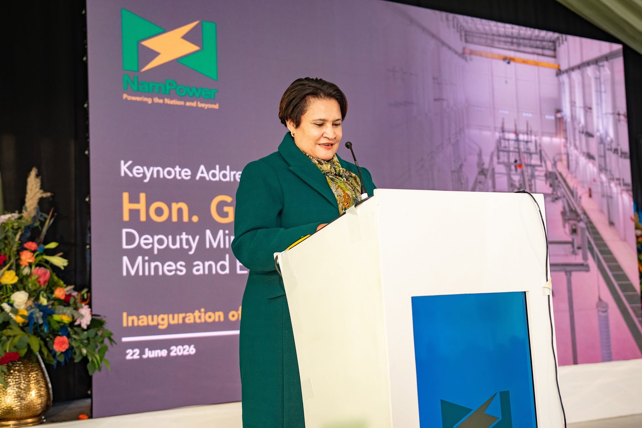 A Presidente Nandi-Ndaitwah Apela por Investimento Coletivo na Juventude da Namíbia