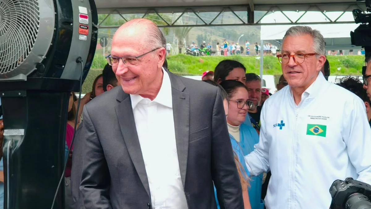 Alckmin sobre quebra de sigilo bancário de Flávio: "Vida pública é pública"