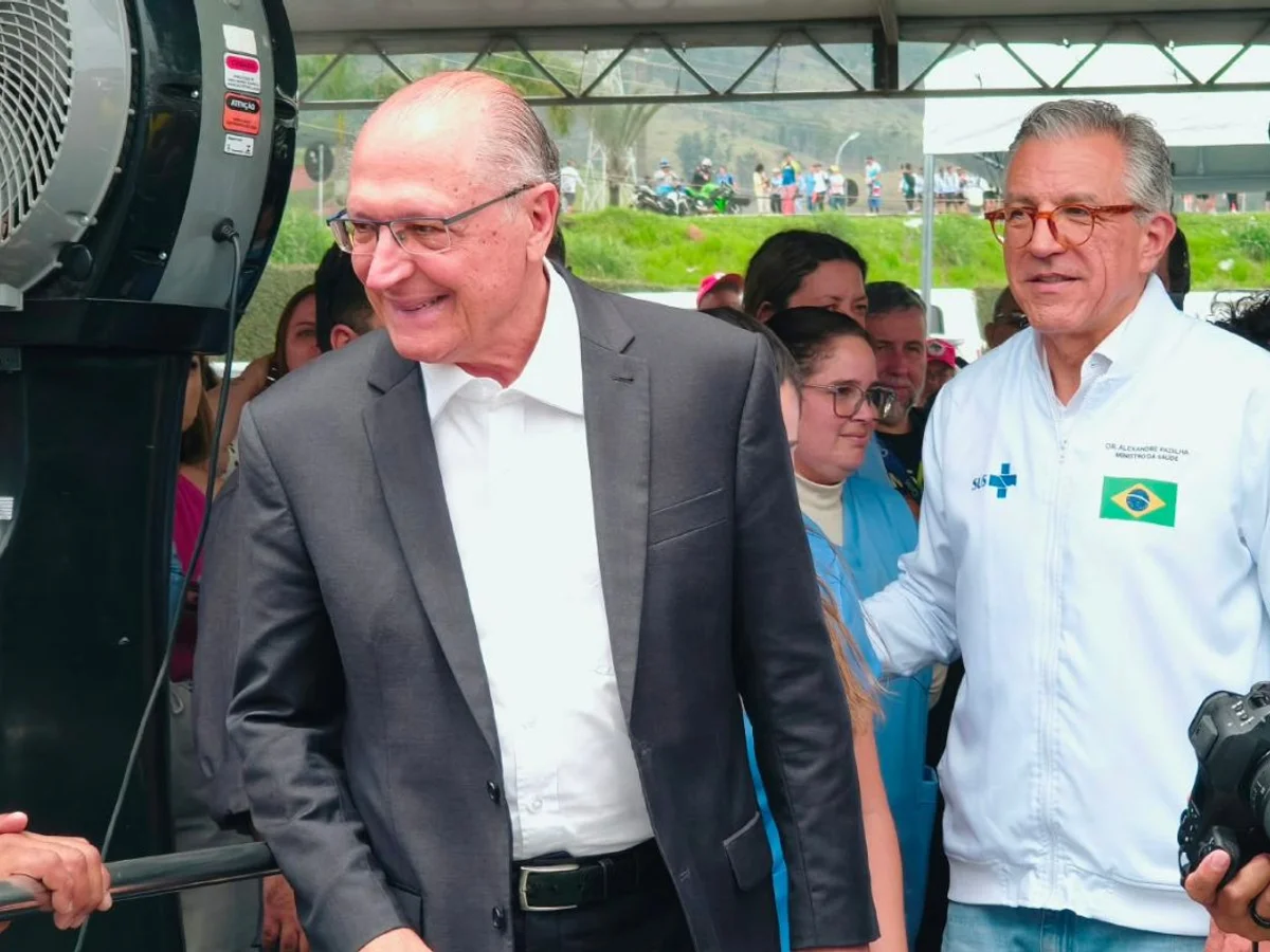 Alckmin sobre quebra de sigilo bancário de Flávio: "Vida pública é pública"