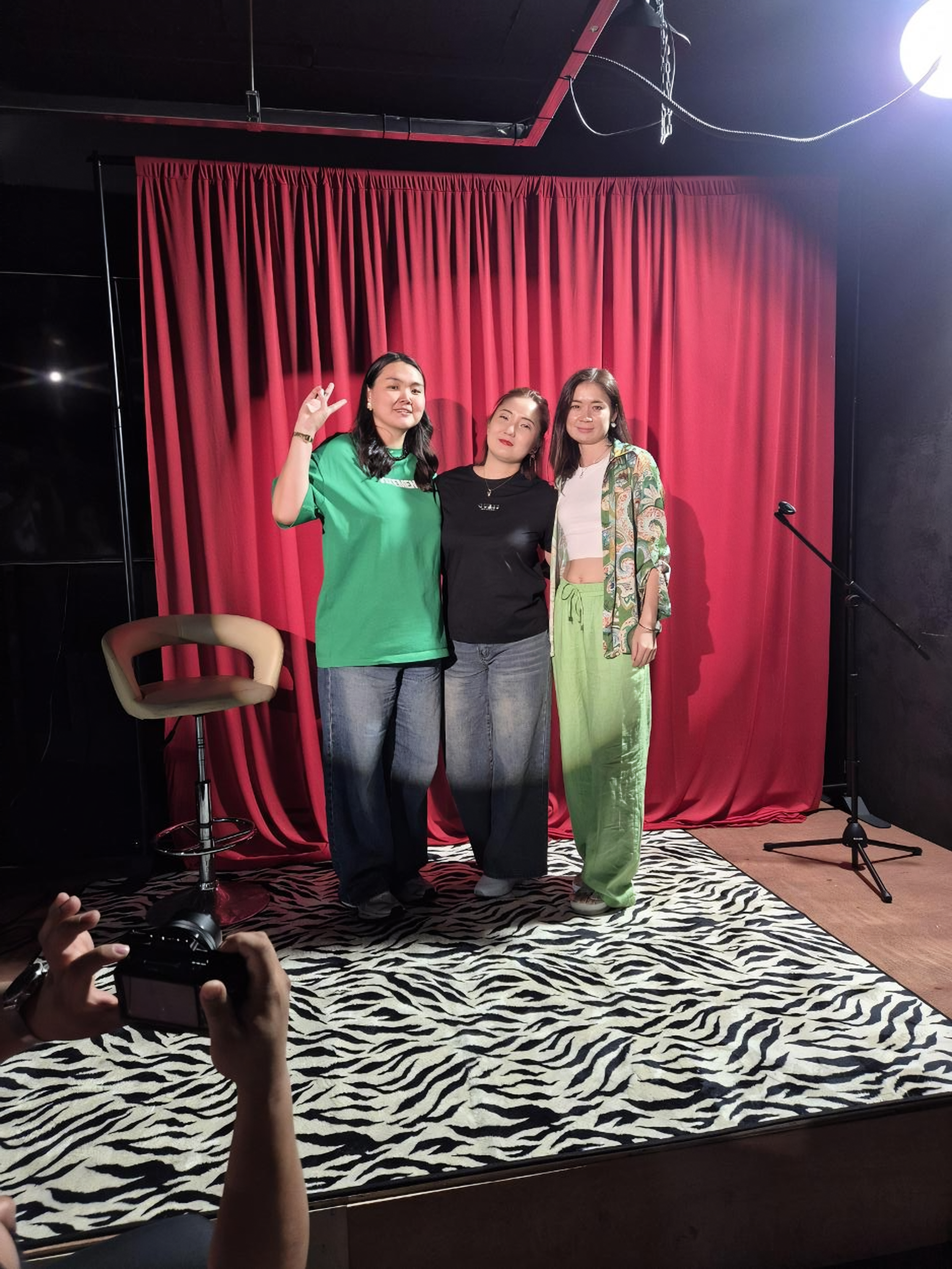 A comédia toma raiz na comunidade russófona da Coreia