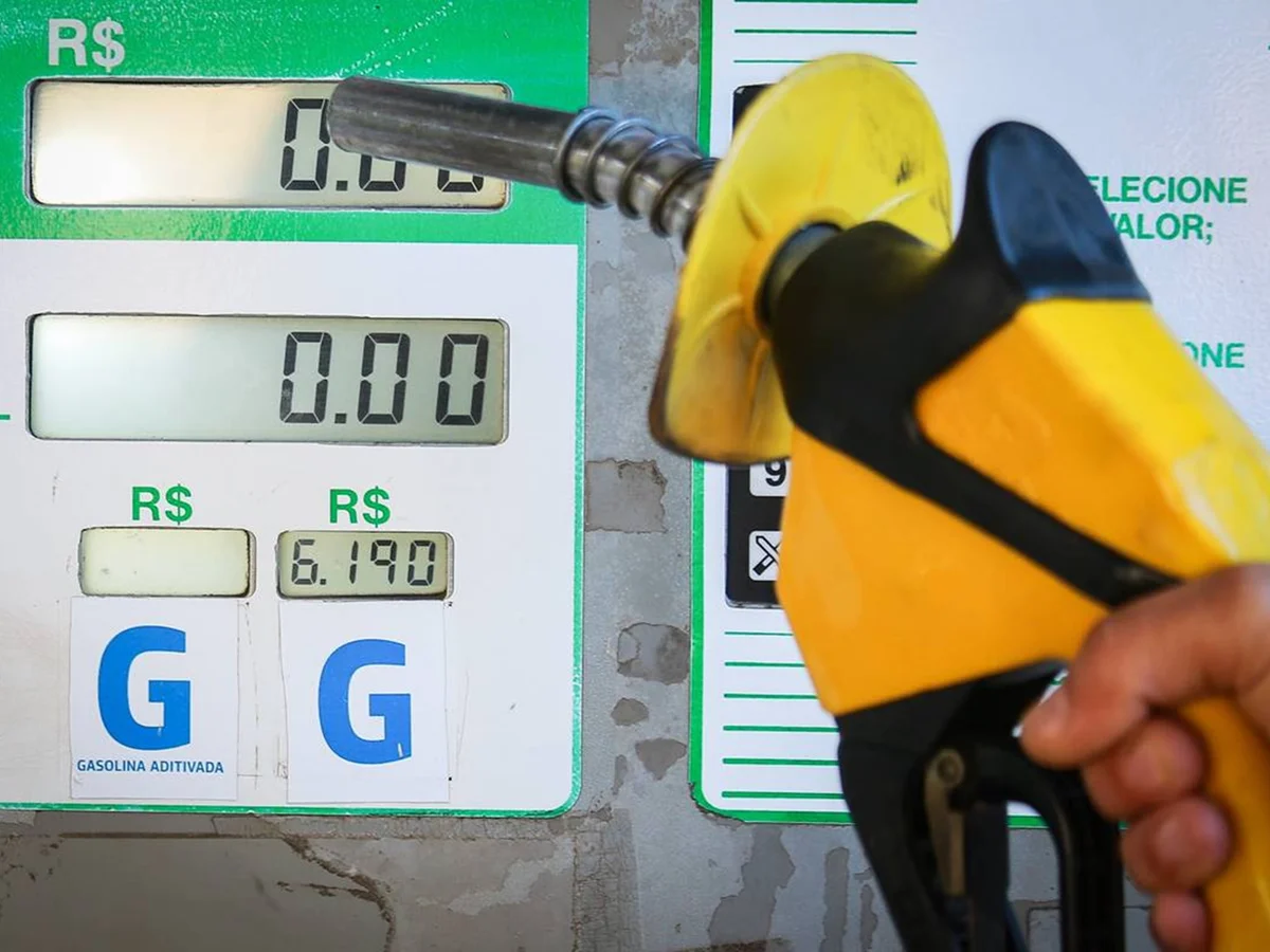Governo publica portaria com adicional de R$ 1,40 na subvenção ao diesel