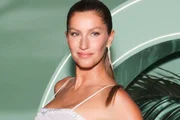 Imagem da matéria: Tom Brady está namorando Candice Swanepoel, colega de Gisele, diz site