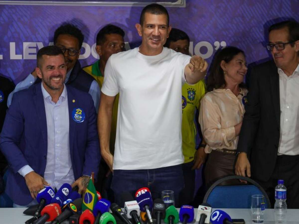Douglas Ruas agradece Bolsonaro por eleição no RJ e promete 'guerra contra o crime'