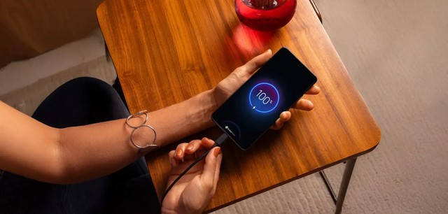 Moto G67 vs Moto G86: 4 motivos para economizar e levar o mais barato