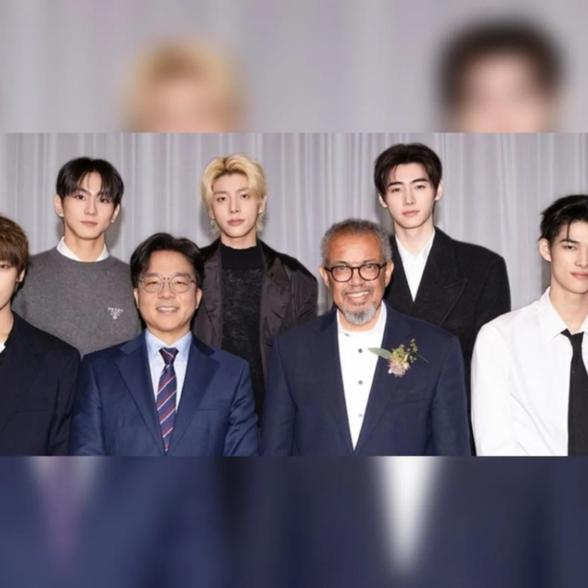 OMS comemora parceria com grupo de K-pop em campanha de doação de sangue