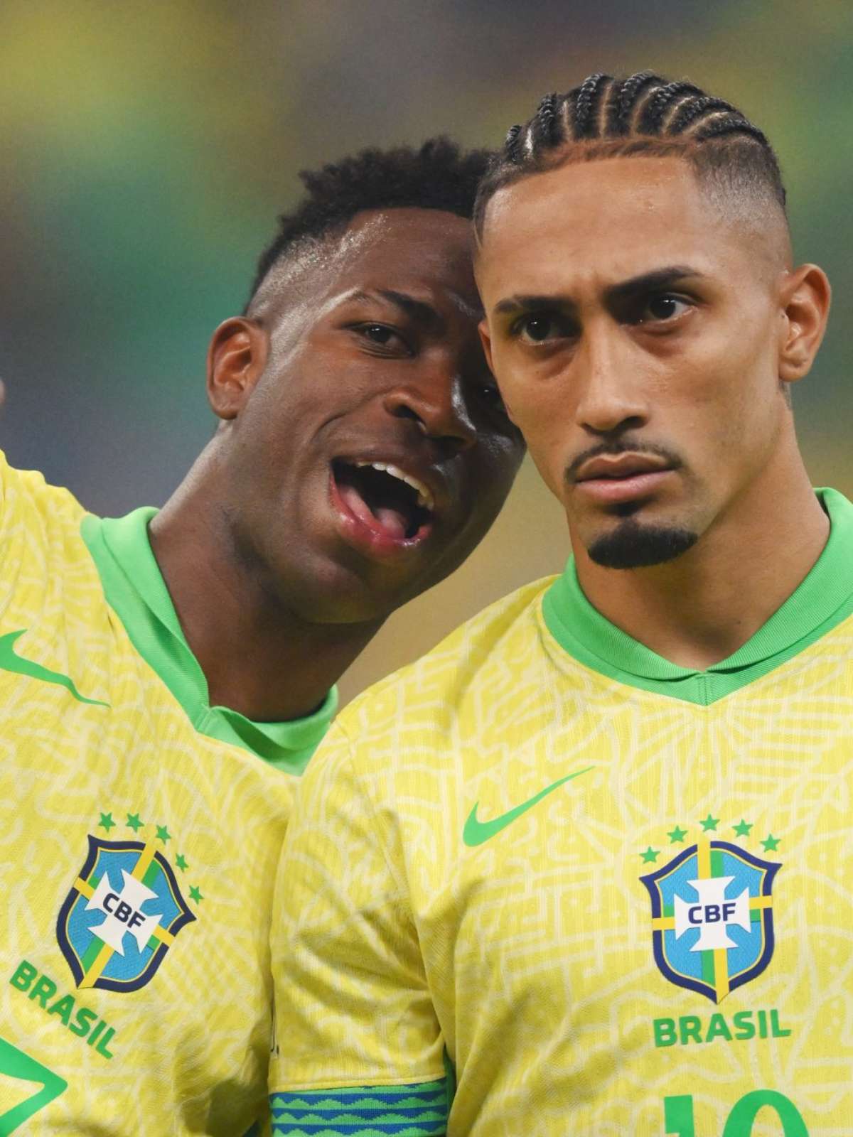 Brasil fica sem representantes no top-10 do Bola de Ouro; confira os brasileiros