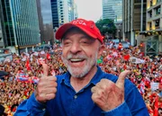 Imagem da matéria: Lula vence com 52% em cidade de SP onde empatou com Flávio no 1º turno