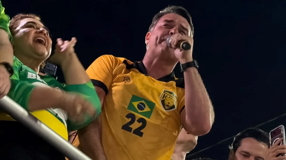 Flávio Bolsonaro chega ao 2º turno com novos aliados e investigações no STF