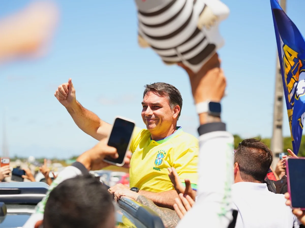 Para que não digam depois que votaram em Flávio por engano