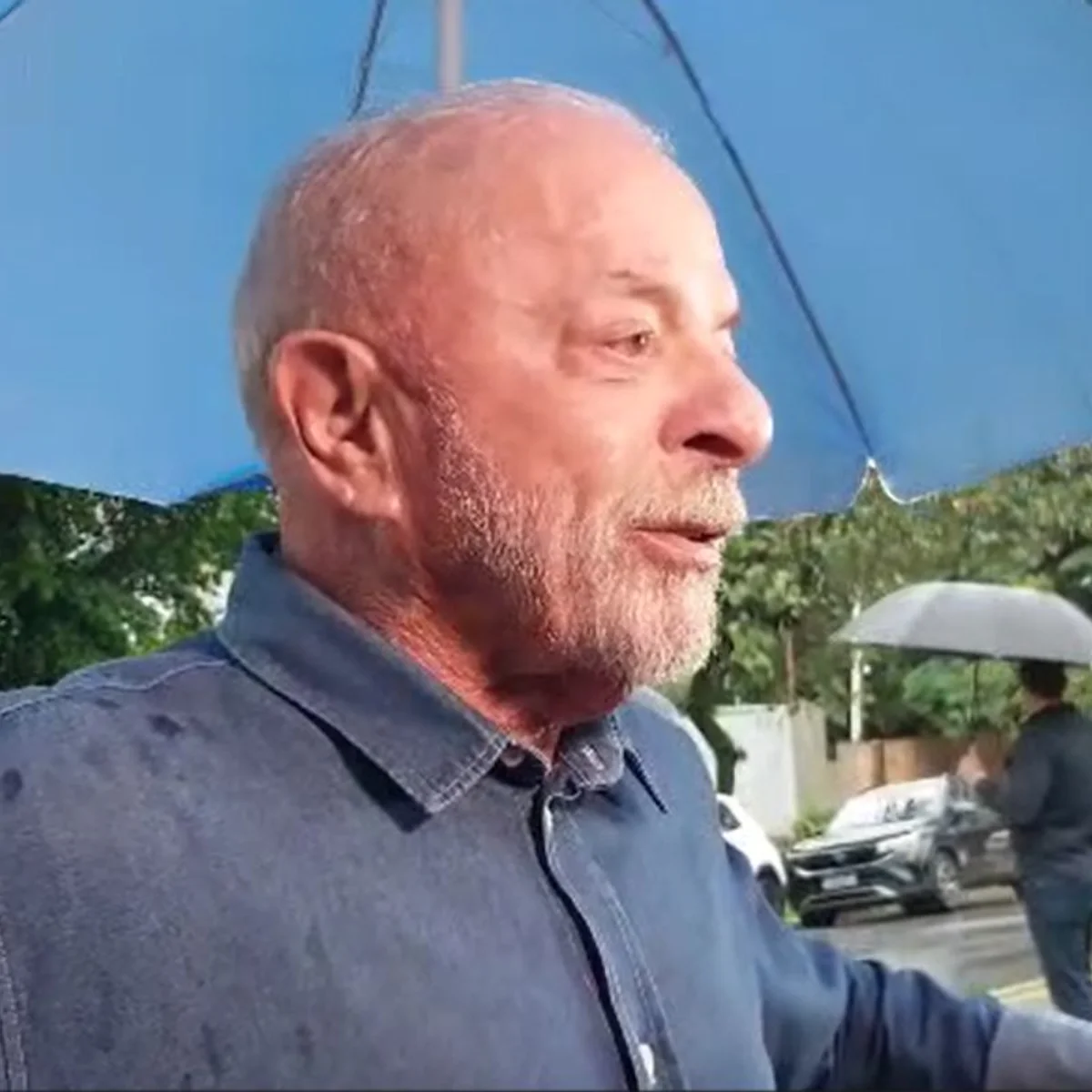 Lula vence com 52% em cidade de SP onde empatou com Flávio no 1º turno