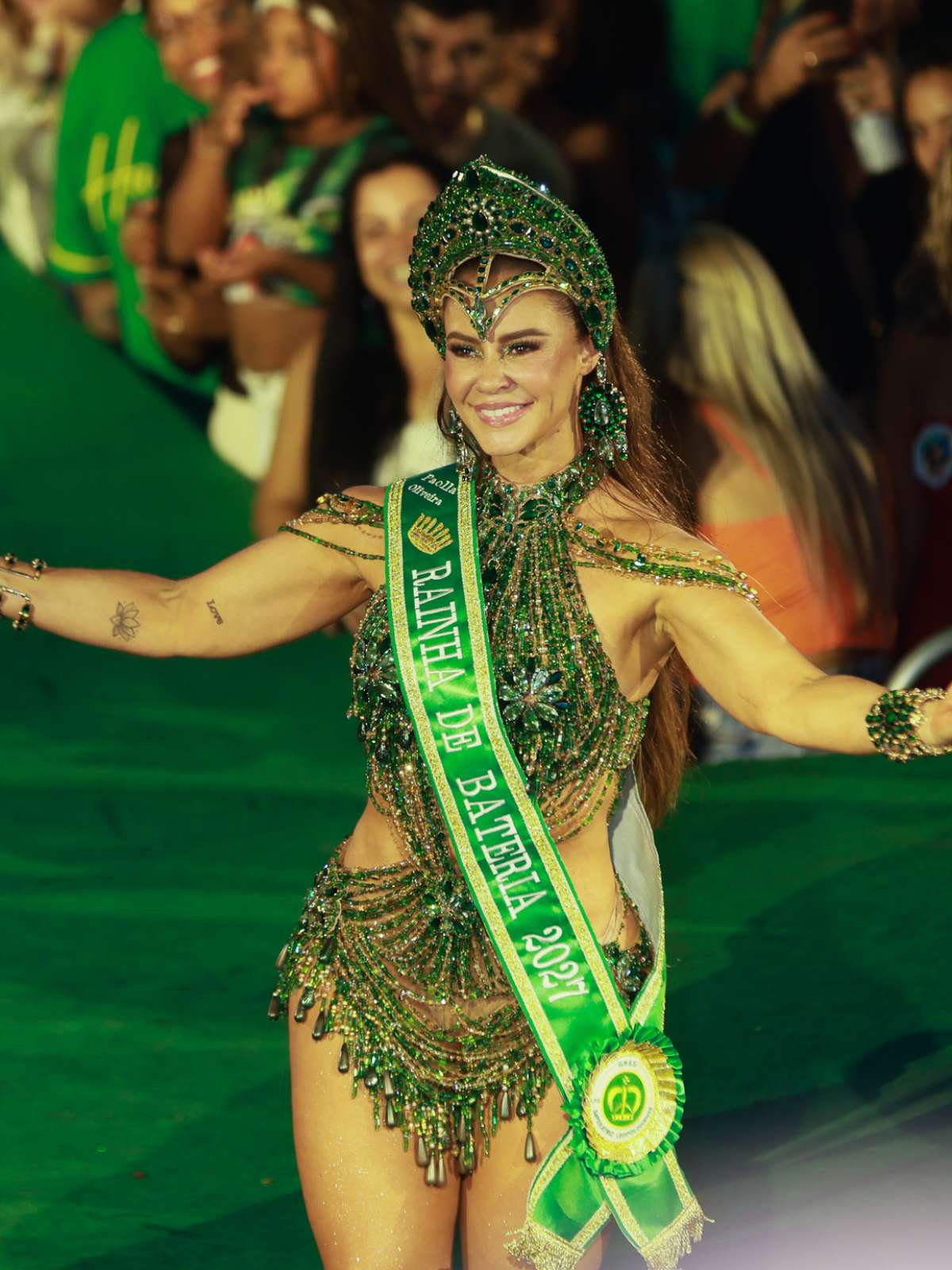 Veja fotos da coroação de Paolla Oliveira na Imperatriz Leopoldinense